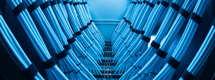 Internal wirings inside a computer server